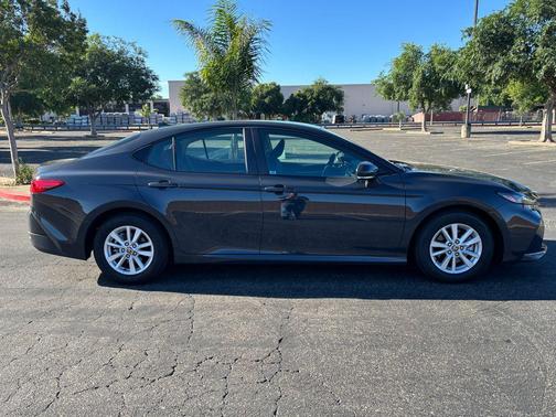 Underground 2026 Toyota Camry LE