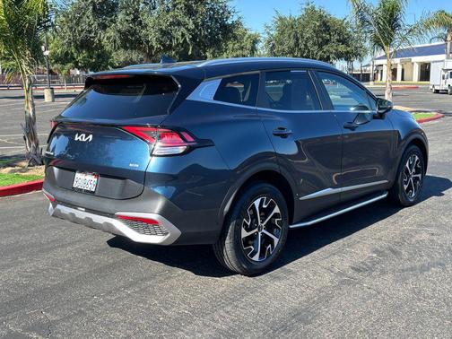 Vesta Blue 2023 Kia Sportage Hybrid EX