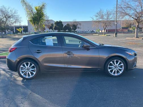 2016 Mazda Mazda3 s Grand Touring