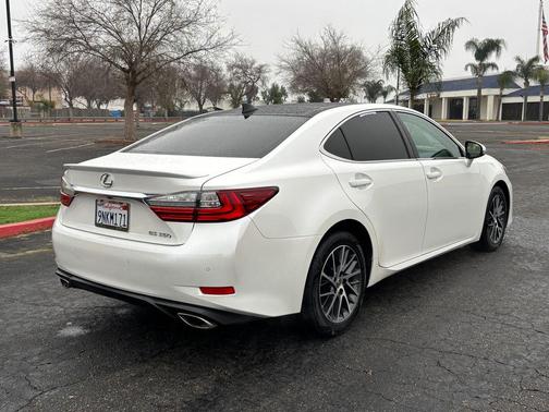 2017 Lexus ES 350 Base