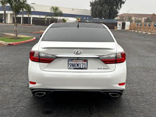 2017 Lexus ES 350 Base