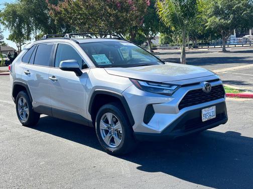 Silver Sky Metallic 2025 Toyota RAV4 Hybrid XLE