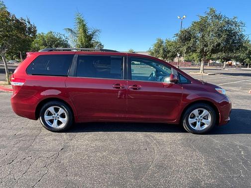 Salsa Red Pearl 2013 Toyota Sienna LE