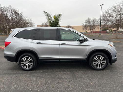 2017 Honda Pilot EX