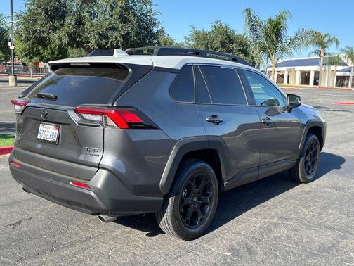 Magnetic Gray Metallic/Ice Edge Roof 2020 Toyota RAV4 TRD Off-Road