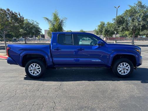 Blue Crush Metallic 2025 Toyota Tacoma SR5