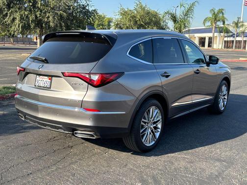 2023 Acura MDX Advance Package