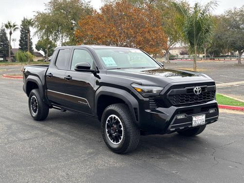 2025 Toyota Tacoma TRD Off Road