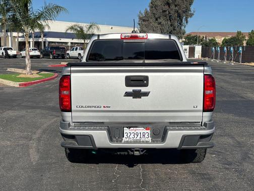 Silver Ice Metallic 2017 Chevrolet Colorado LT