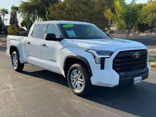 2022 Toyota Tundra SR5