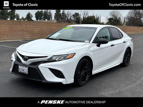 2020 Toyota Camry SE