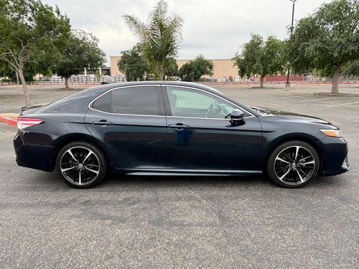 Galactic Aqua Mica 2020 Toyota Camry XSE