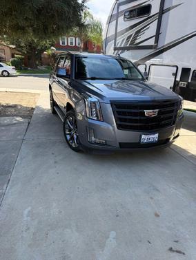 2020 Cadillac Escalade Luxury