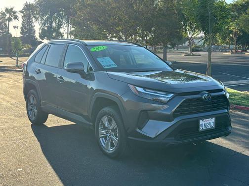 2024 Toyota RAV4 Hybrid XLE
