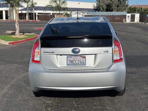 Classic Silver Metallic 2015 Toyota Prius Two