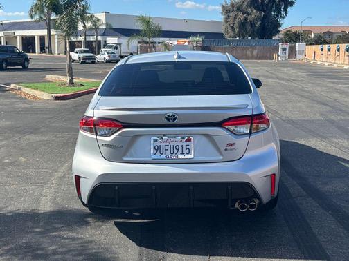 2025 Toyota Corolla Hybrid SE
