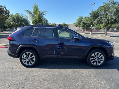 Blueprint 2025 Toyota RAV4 XLE Premium