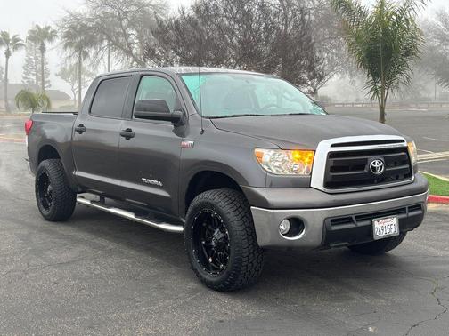 2012 Toyota Tundra Grade