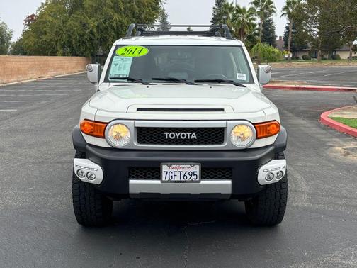 2014 Toyota FJ Cruiser Base