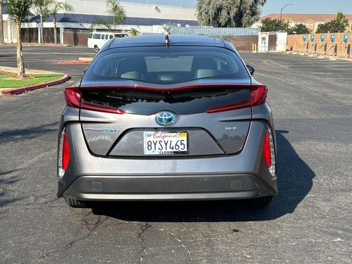 2022 Toyota Prius Prime XLE