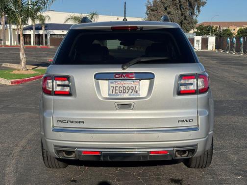 Quicksilver Metallic 2014 GMC Acadia Denali