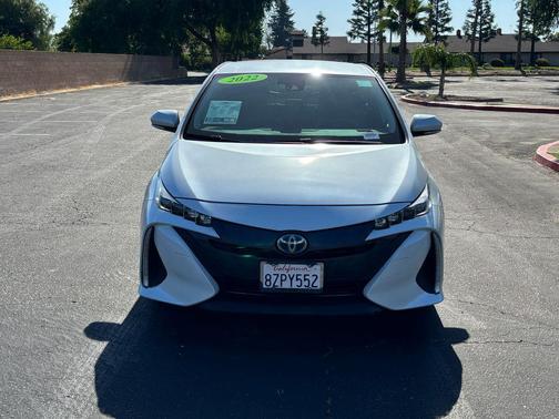 Wind Chill Pearl 2022 Toyota Prius Prime XLE