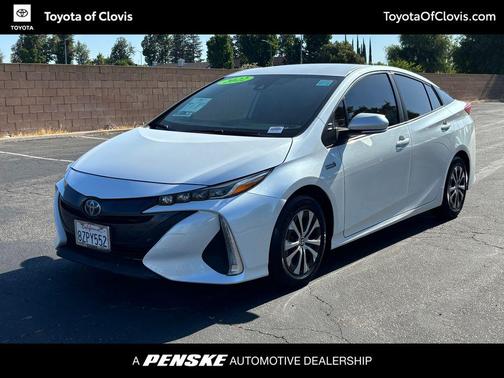 Wind Chill Pearl 2022 Toyota Prius Prime XLE