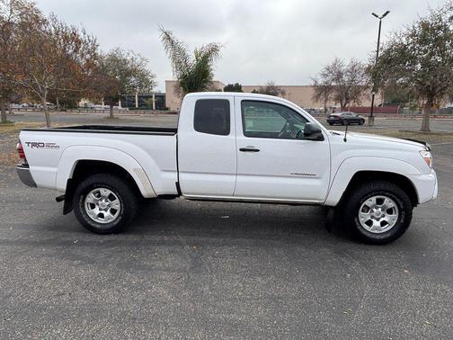 2013 Toyota Tacoma PreRunner