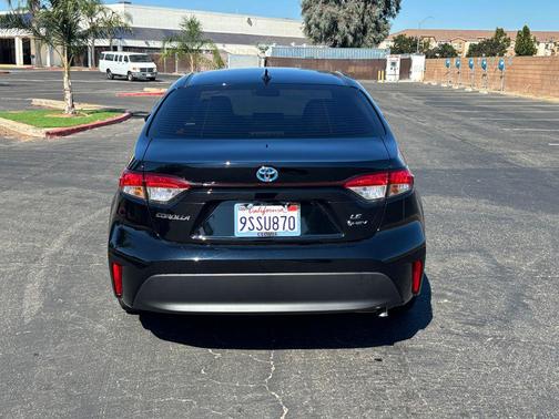 2025 Toyota Corolla Hybrid LE