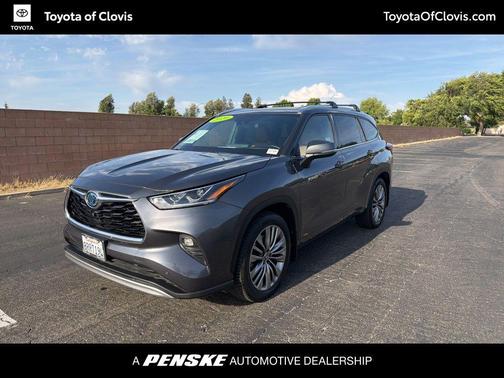 Magnetic Gray Metallic 2020 Toyota Highlander Hybrid Platinum