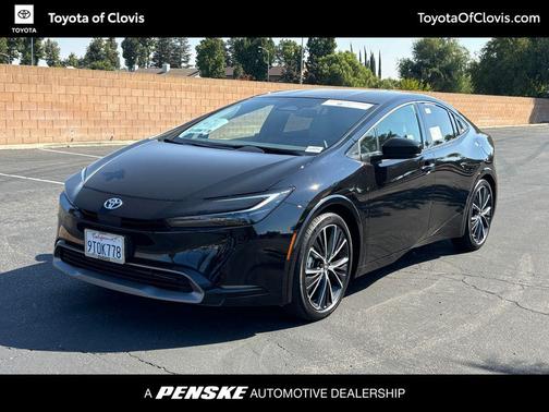 2025 Toyota Prius XLE