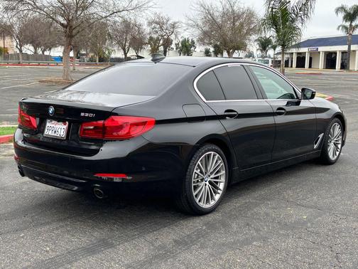 2020 BMW 530 xDrive