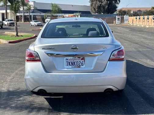 2015 Nissan Altima 2.5 SV