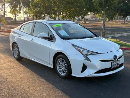 2018 Toyota Prius Four