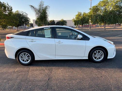 2018 Toyota Prius Four