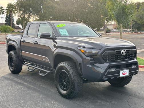 2024 Toyota Tacoma TRD Off Road