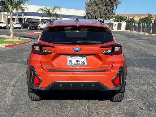 Sun Blaze Pearl 2024 Subaru Crosstrek Limited