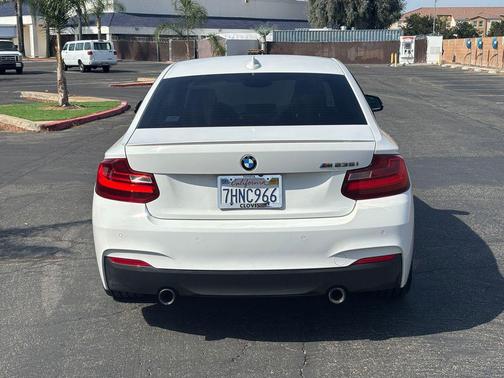 2015 BMW M235 M235i