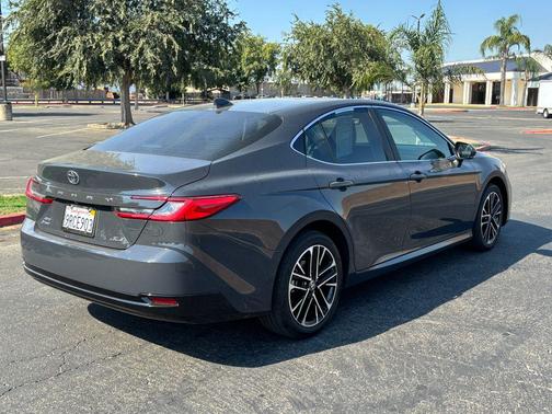 2025 Toyota Camry XLE