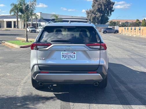 2025 Toyota RAV4 Limited