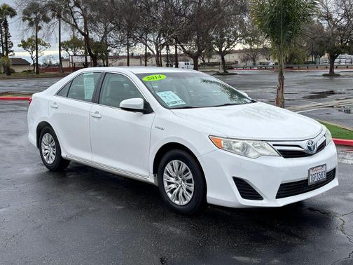 2014 Toyota Camry Hybrid LE