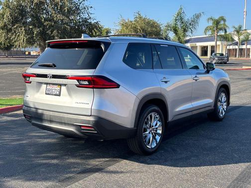 2024 Toyota Grand Highlander Platinum