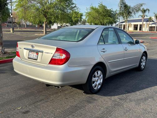 2003 Toyota Camry LE
