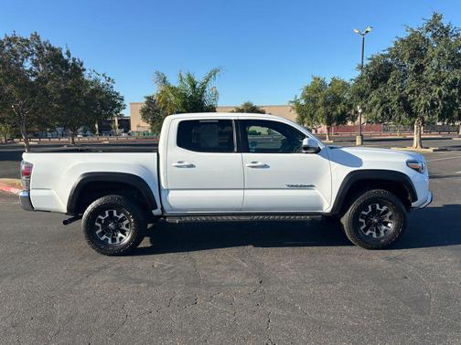2023 Toyota Tacoma TRD Off-Road