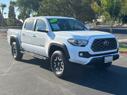 2023 Toyota Tacoma TRD Off-Road