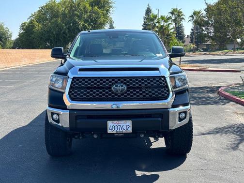 2018 Toyota Tundra SR5
