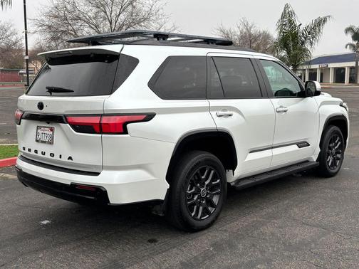 2024 Toyota Sequoia Platinum