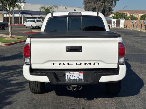 2016 Toyota Tacoma TRD Sport