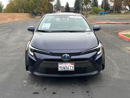 2025 Toyota Corolla Hybrid LE