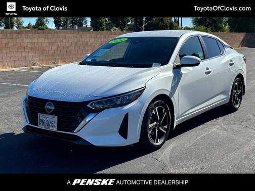 Aspen White Tricoat 2024 Nissan Sentra SV